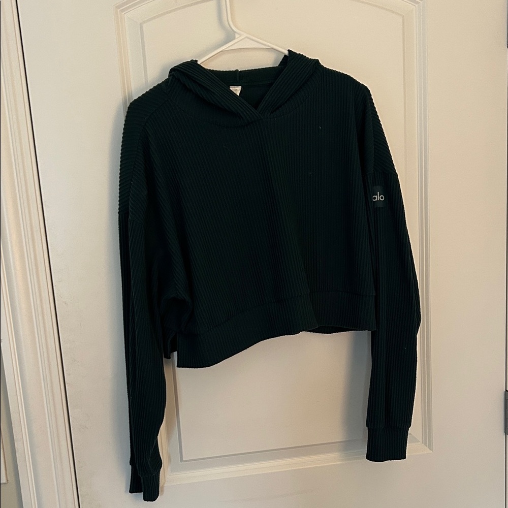ALO Yoga Greeb Cropped Hoodie